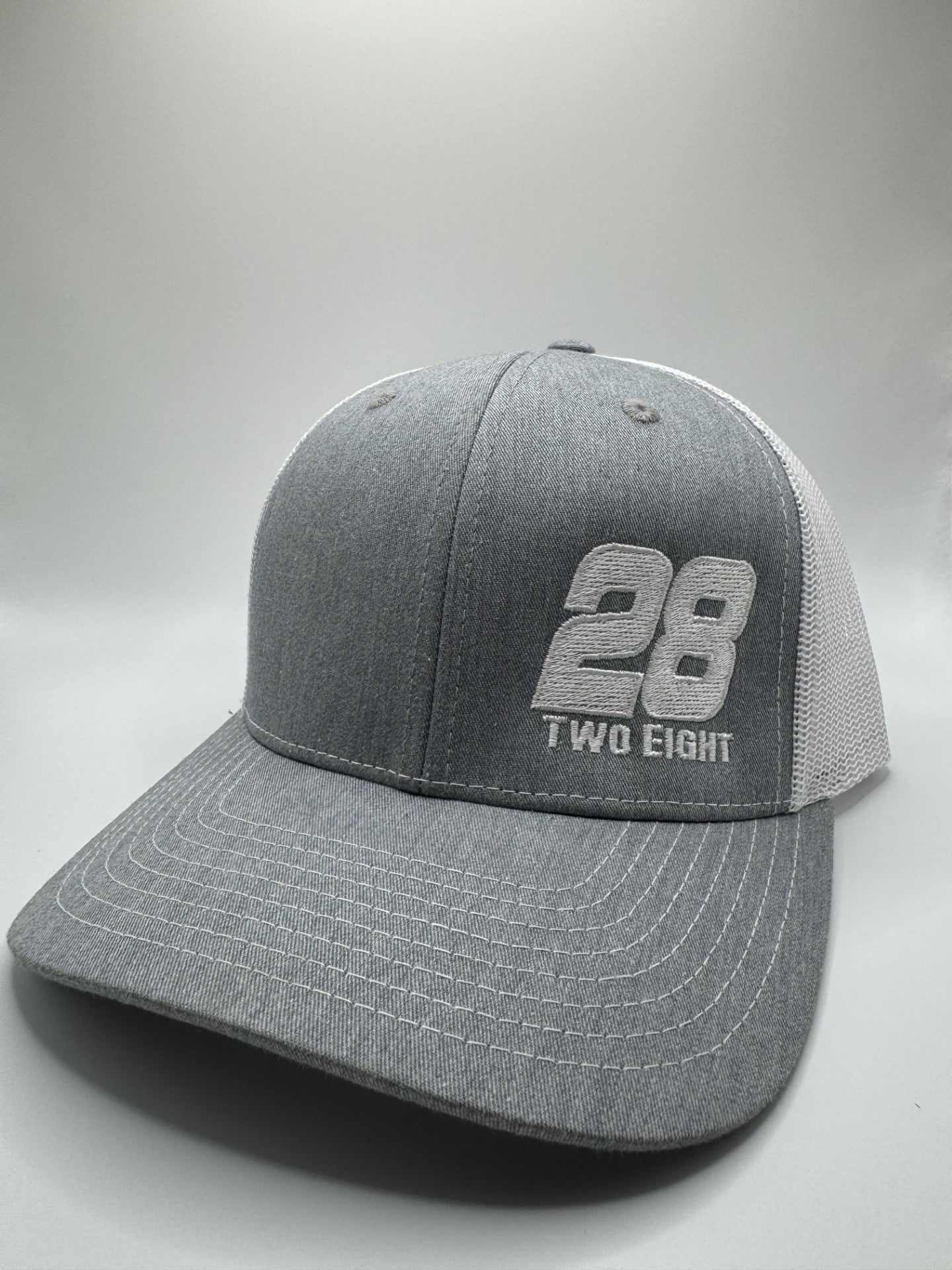 28 Logo Richardson 112 Trucker Hat