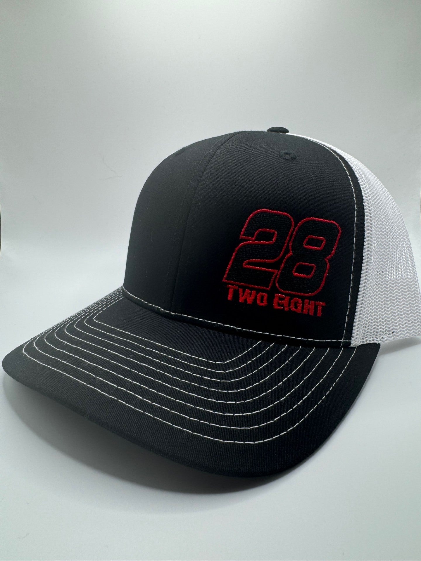 28 Logo Richardson 112 Trucker Hat